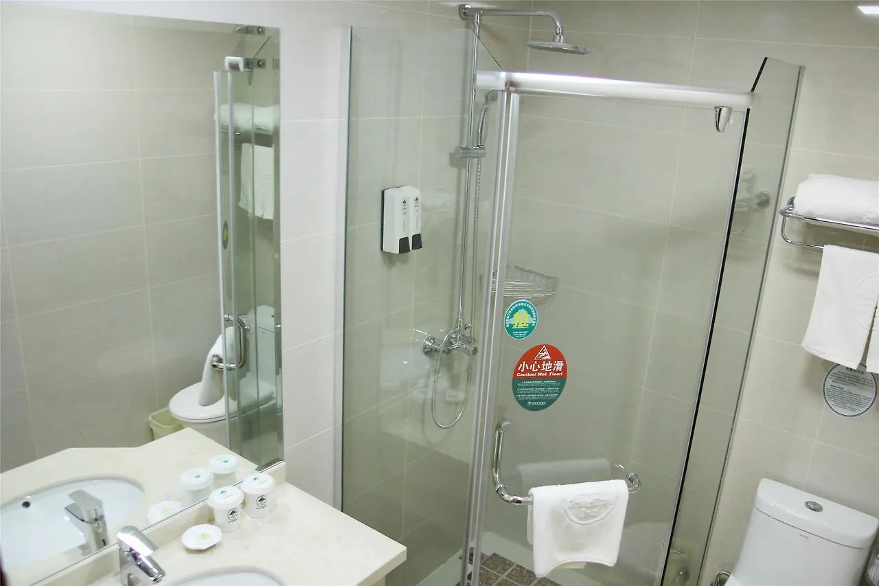 Greentree Inn Hainan Sanya Chunyuan Seafood Square Express Hotel