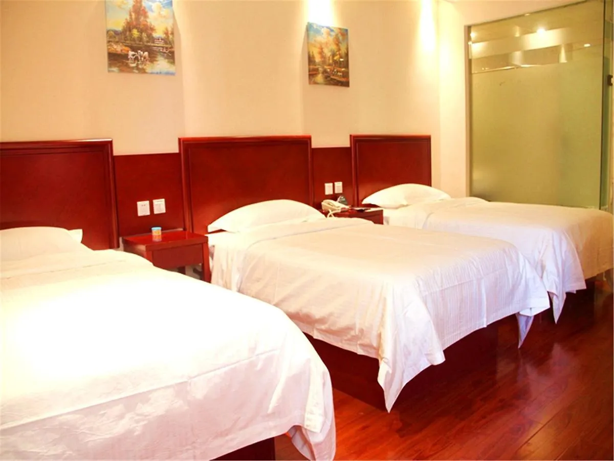 Greentree Inn Hainan Sanya Chunyuan Seafood Square Express Hotel